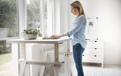 The Benefits Of Standing Desks In The Workplace